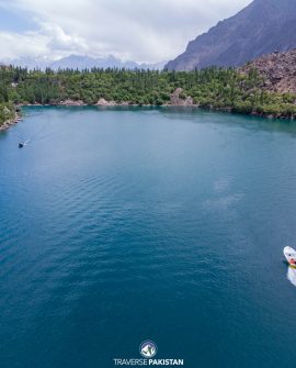 Upper Kachura Lake