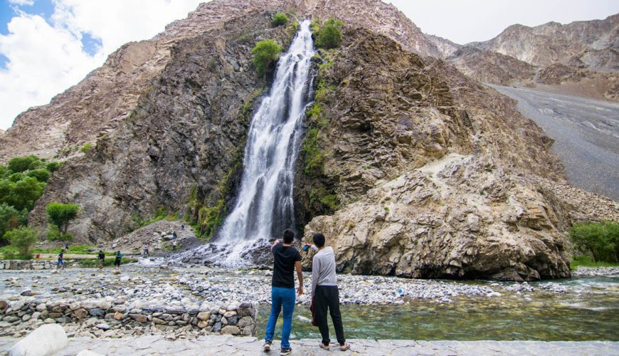 Manthoka Waterfall
